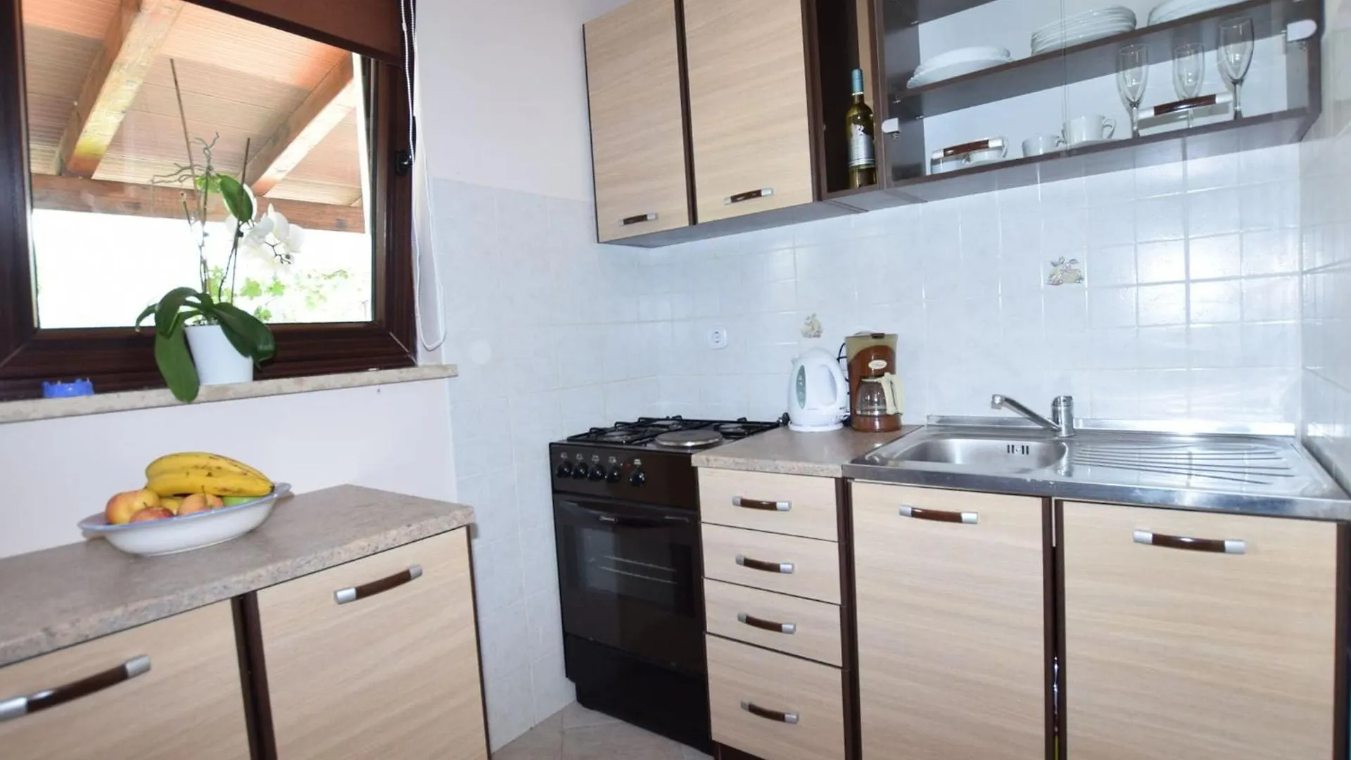 Lovely Apartment With Pool In Pore 波雷奇 克罗地亚
