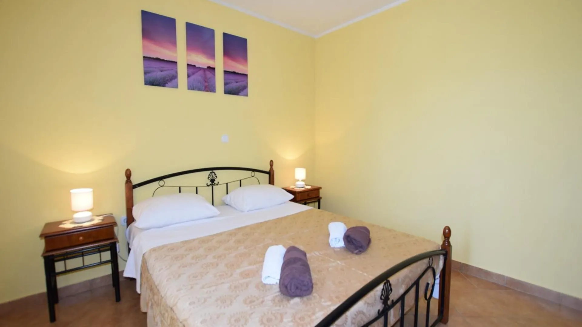 Lovely Apartment With Pool In Pore Poreč