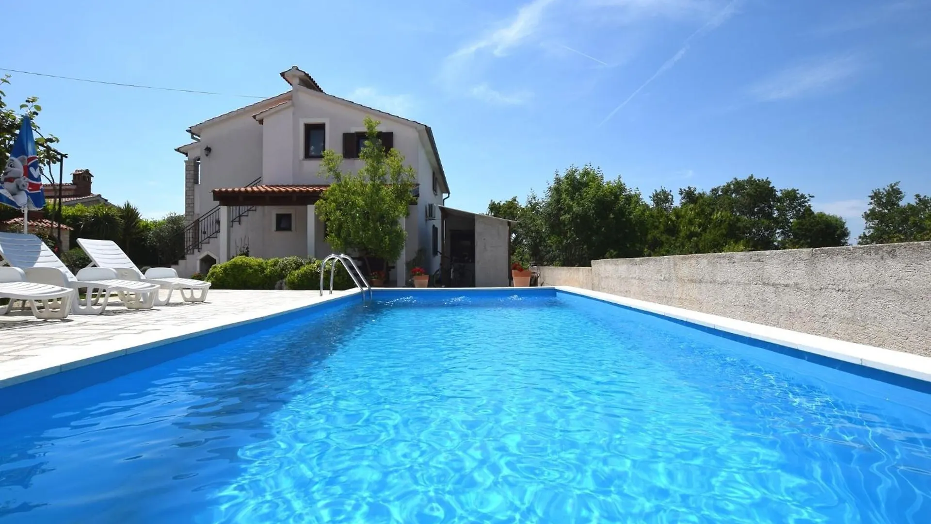 Lovely Apartment With Pool In Pore Poreč Hırvatistan